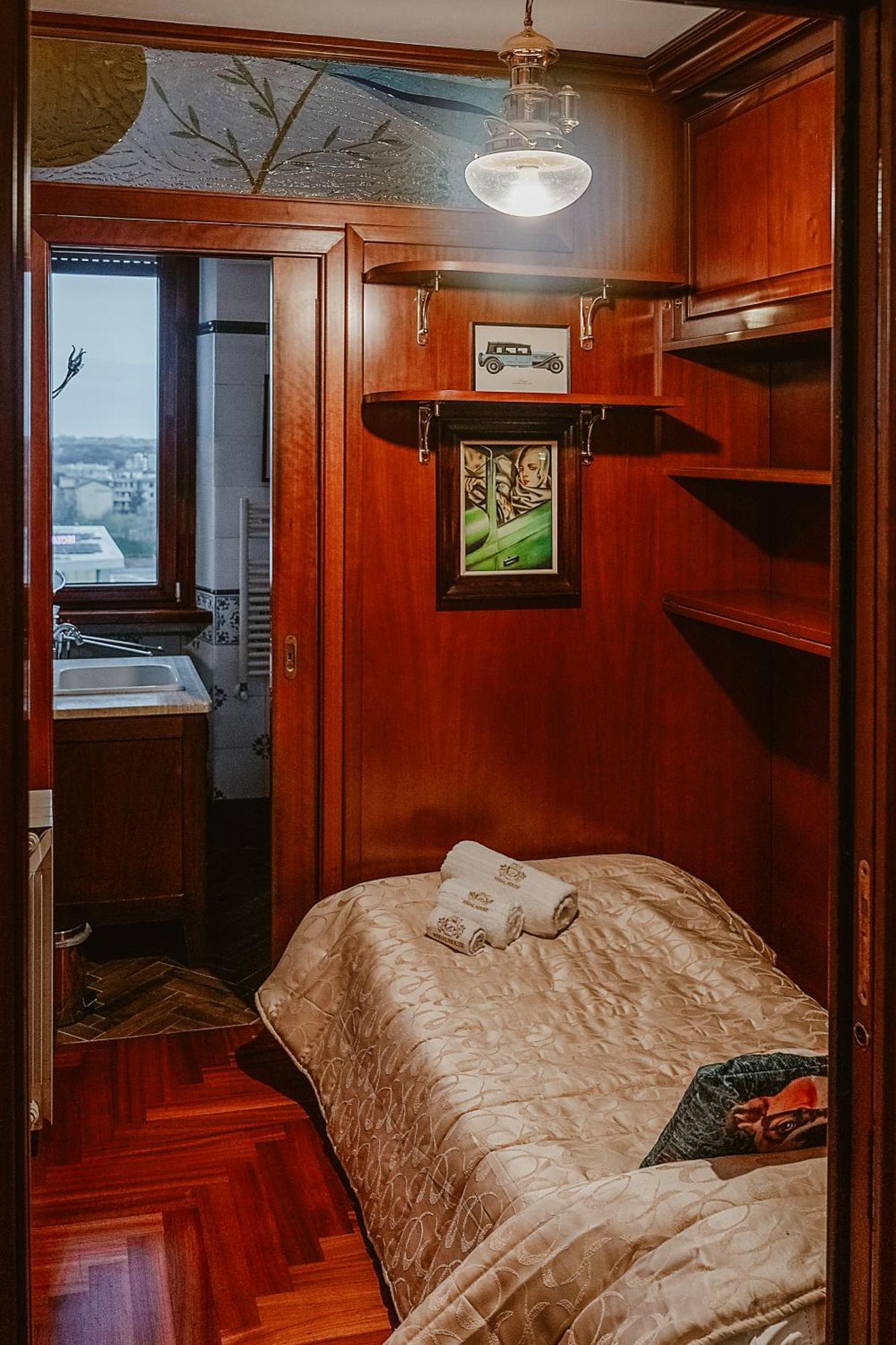 فندق Regal House Roma Navigatori 23 المظهر الخارجي الصورة